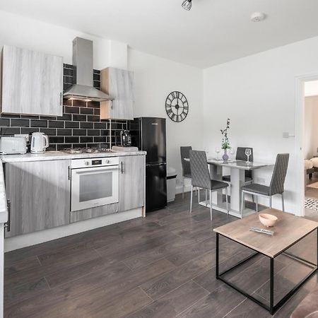 Modern Family Home W/Wi-Fi, Netflix, Self Check-In Londra Exterior foto
