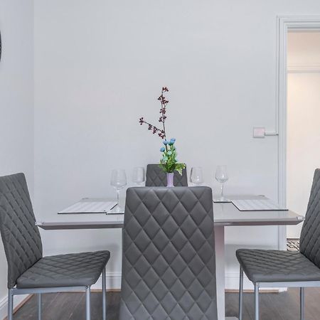 Modern Family Home W/Wi-Fi, Netflix, Self Check-In Londra Exterior foto