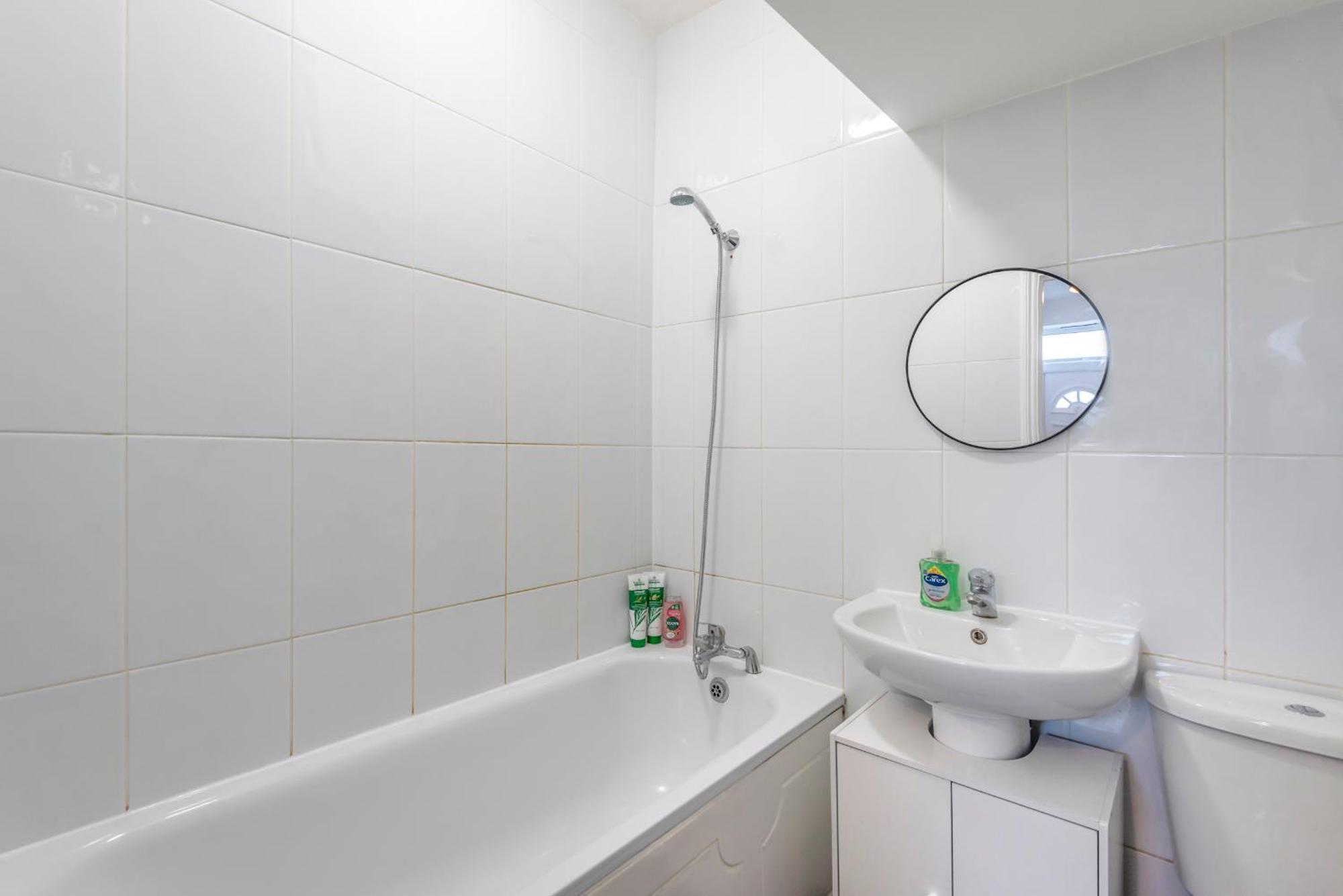 Modern Family Home W/Wi-Fi, Netflix, Self Check-In Londra Exterior foto