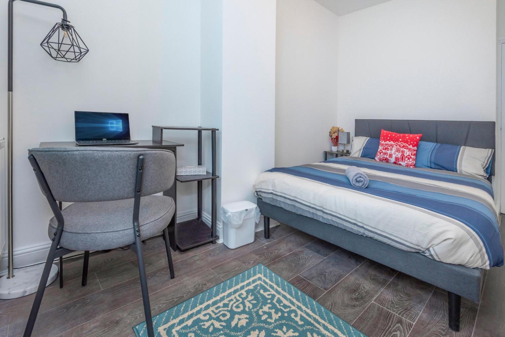 Modern Family Home W/Wi-Fi, Netflix, Self Check-In Londra Exterior foto